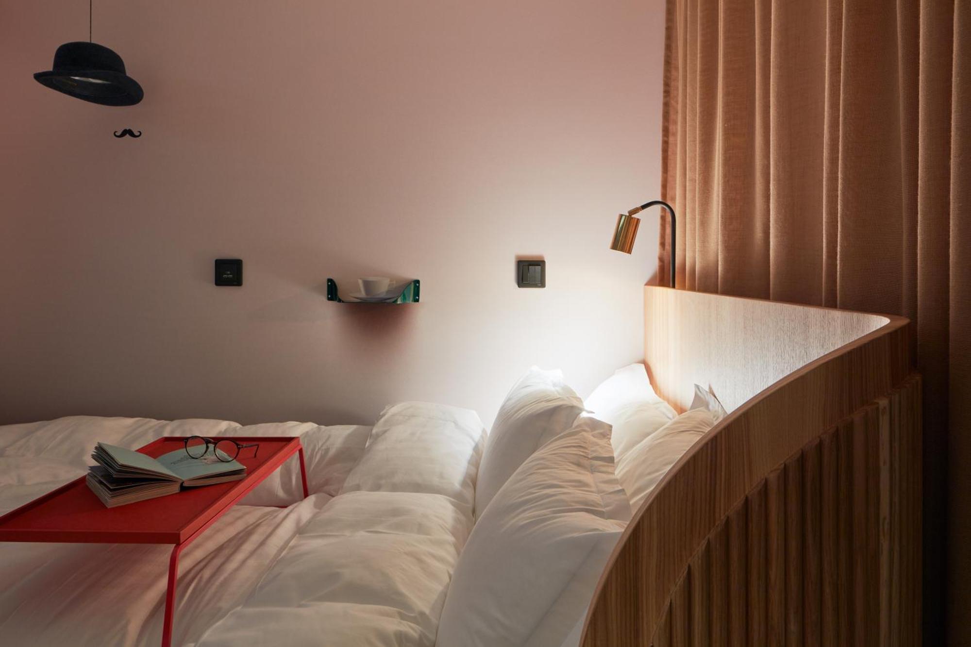 Zzz Dreamscape Hotel ストックホルム エクステリア 写真